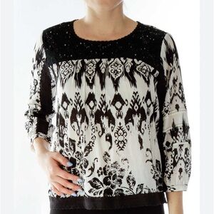 CAbi Black & Off White Peasant Blouse Lace 3/4 Sleeve Lightweight Women’s Medium